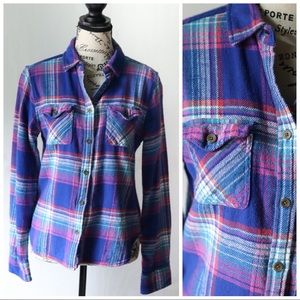 American Eagle Outfitters Favorite Fit flannel button down shirt medium blue